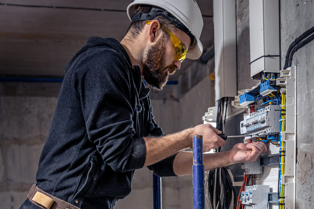 executare instalatii electrice